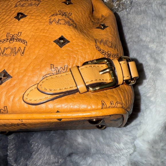 MCM Visetos Cognac Leather Shoulder Bag - Picture 5 of 14